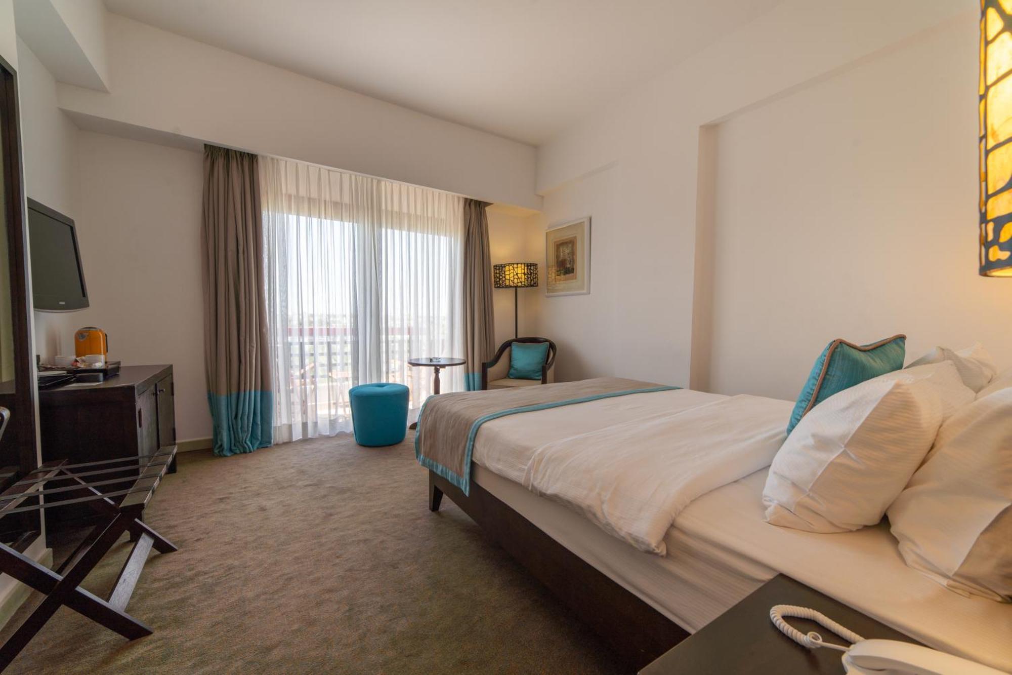 Arkin Palm Beach Hotel Famagusta  Zewnętrze zdjęcie